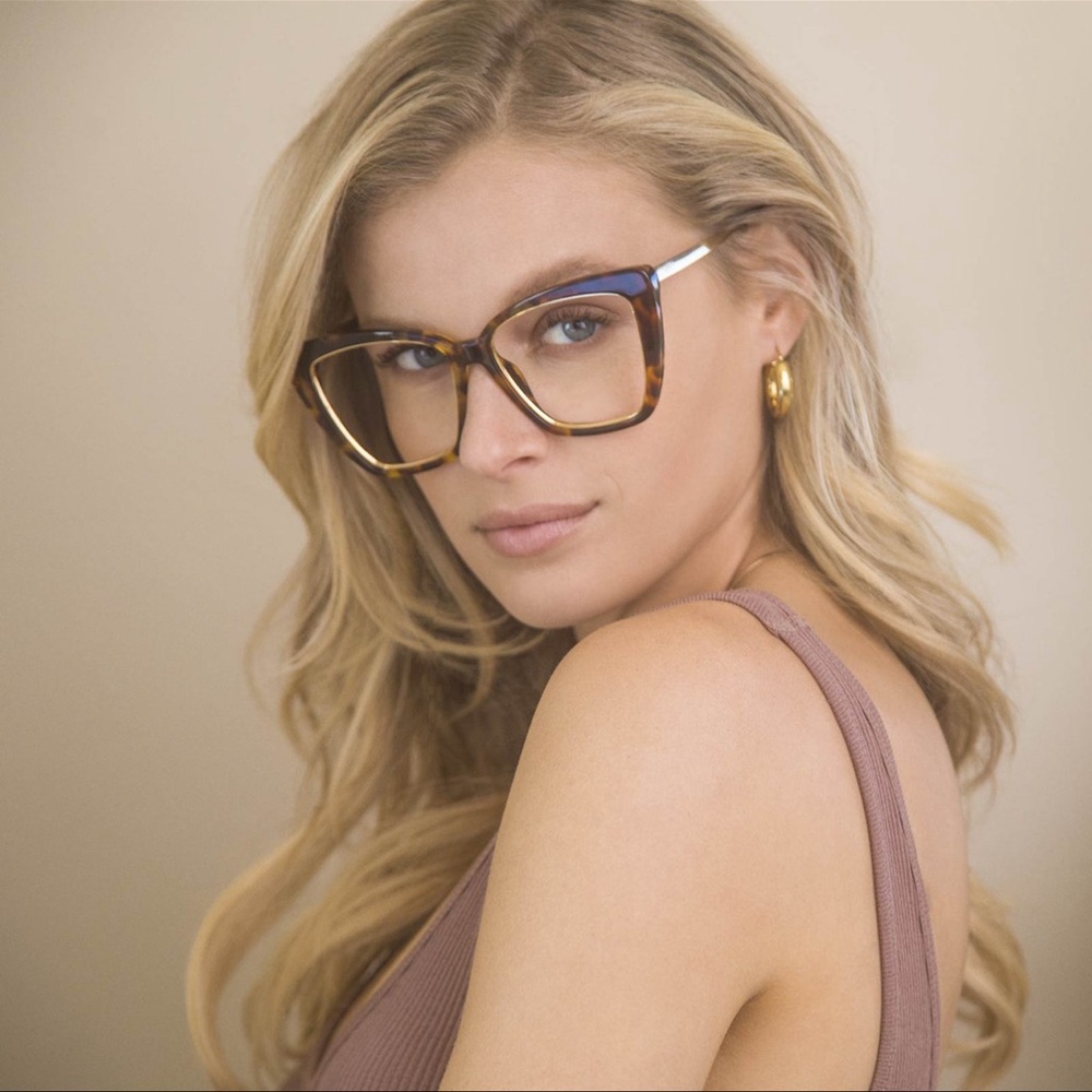 Diff BECKY Blue Light Glasses 👓 - Picture 2 of 14